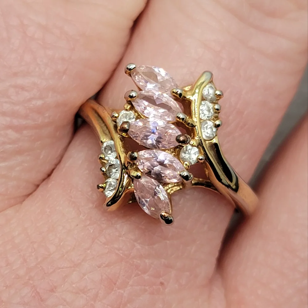 Vintage Bypass Marquise Pink Gem Simulated Diamond Gold Tone Ring - Picture 2 of 10